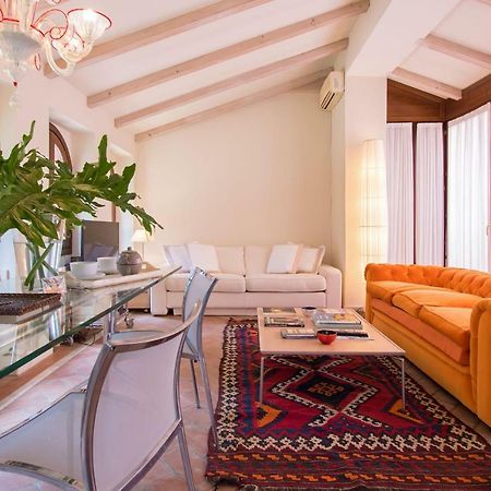 Oriental Apartment Gardens Views 2 Pax 塞维利亚 外观 照片