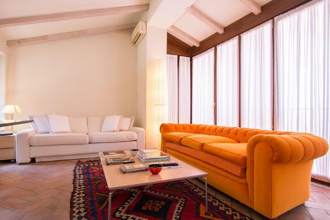 Oriental Apartment Gardens Views 2 Pax 塞维利亚 外观 照片